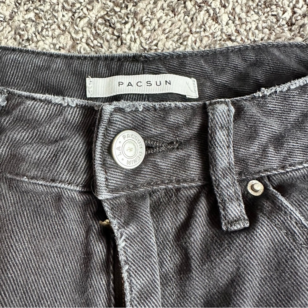 PacSun high rise mom jeans black wash distressed - Picture 5 of 5